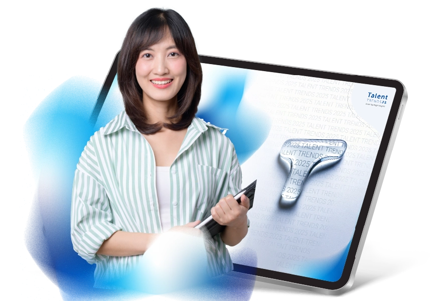 Chinese girl smiling 