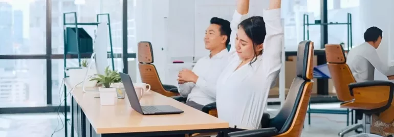 A talent at ease from their flexible workplace practice in the office.